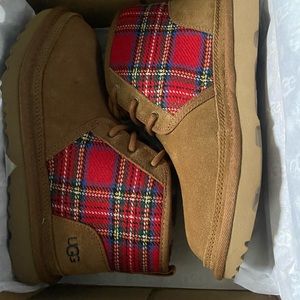 Boys UGG Neumel II Boots | Size 3 - NEW
